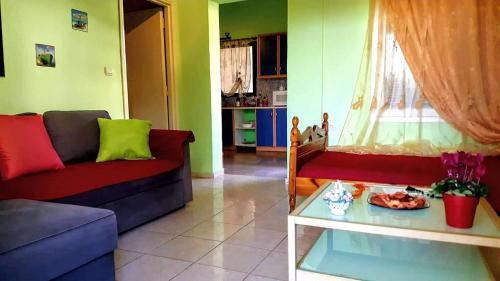  Maria's Apartment 76 sq meters, Pension in Nafplio