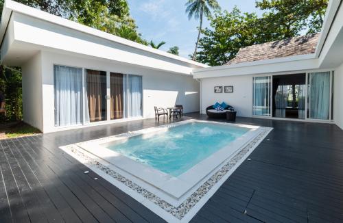 Zara Beach Resort Koh Samui - SHA Extra Plus Certified