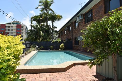 Wunpalm Motel & Holiday Cabins Wunpalm Motel & Holiday Cabins is a popular choice amongst travelers in Sunshine Coast, whether exploring or just passing through. The property offers guests a range of services and amenities designed