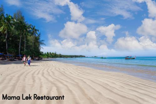 Coral Beach Pool Villa Khao Lak - SHA Extra Plus
