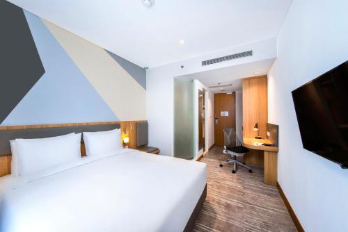 Holiday Inn Express Jakarta Matraman, an IHG Hotel