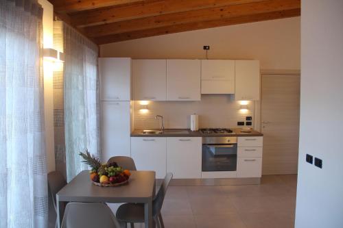 Apartment with Terrace image 5