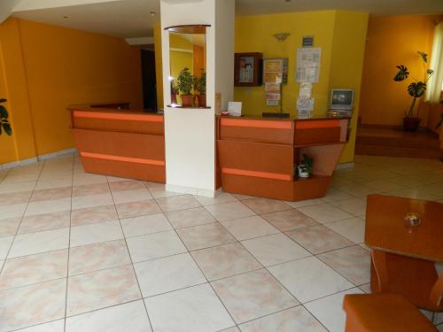 Hotel Mures - main image