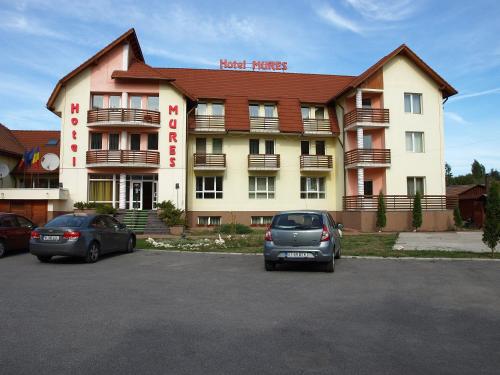 . Hotel Mures