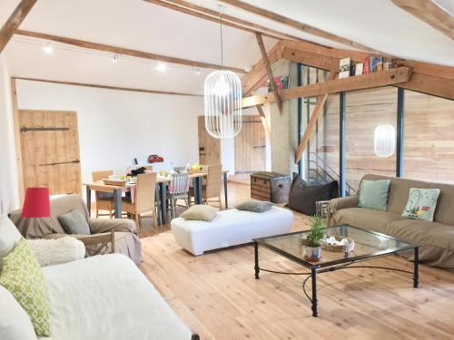 Magnificent Renovated Farmhouse photo 19