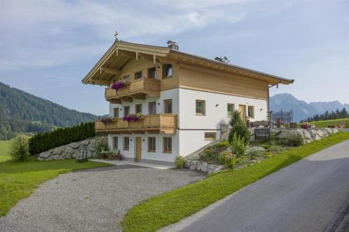 Ferienwohnung Hausberg