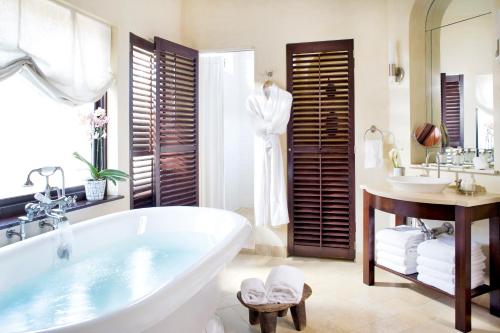 Clarendon Square Bed and Breakfast