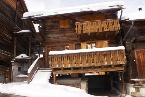 Exterior view, Chalet Michel in Bagnes City Center