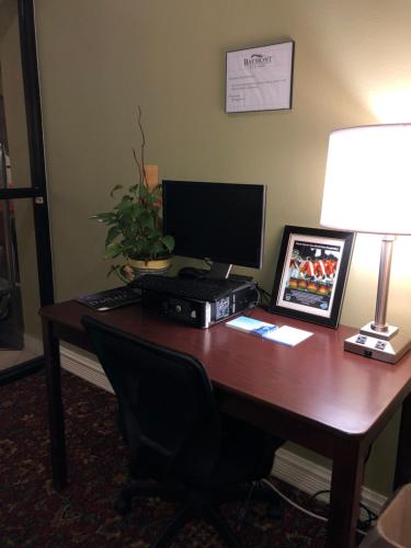 Baymont by Wyndham Kokomo - image 36