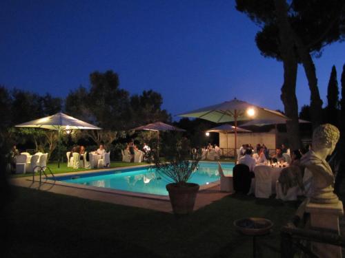 Swimming pool, Parco delle Nazioni - Relax Grand Resort in Castel Romano
