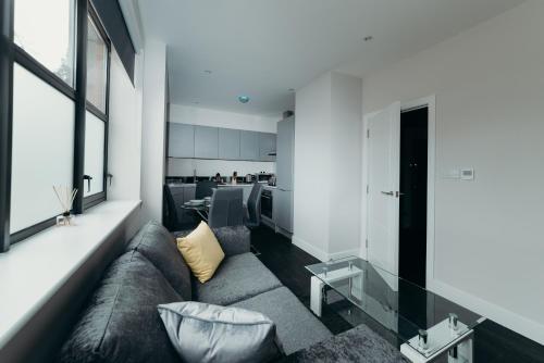 Watford Apartments Century House, Self Contained Units