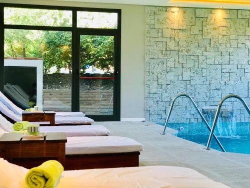 Paradiso Hotel & Spa – Merlo, ND