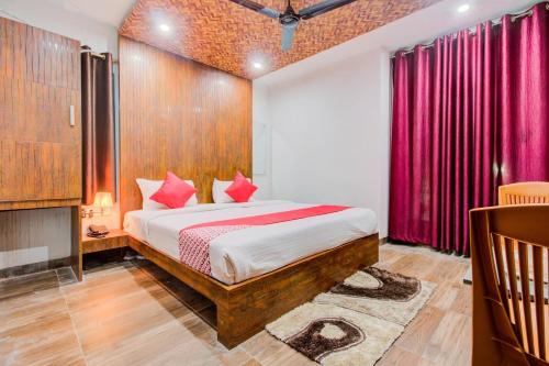 B&B Deoghar - HOTEL RUDRAKSHA INN - Bed and Breakfast Deoghar