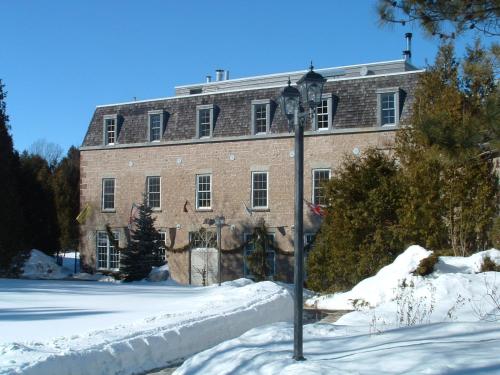 . Millcroft Inn & Spa