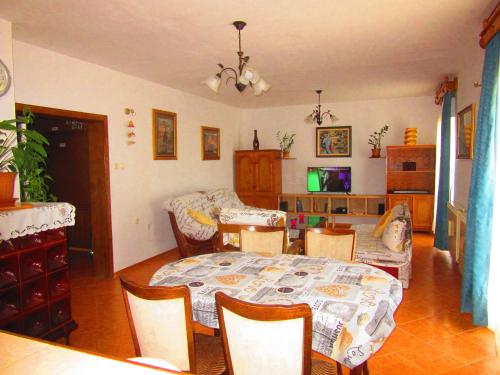Apartment in Pula/Istrien 11382 - Location saisonnière - Veruda