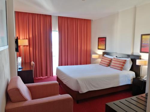 Hotel Monaco - main image