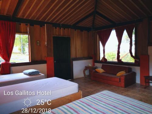 Los Gallitos Eco Lodge