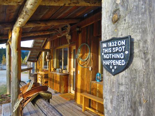 A szálláshely kívülről, Rocky Ridge Resort-BC in Smithers