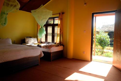 Nature Safari Lodge in Thakudwara