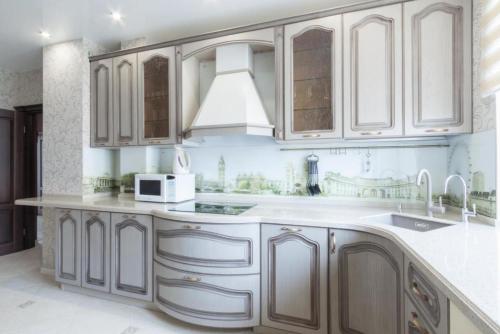 Maksim Apartments