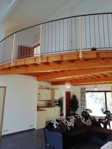 المرافق, Florennes Gîte neuf 150 M2 devant un grand lac privé de 2 hectares poissonneux au milieu des bois (Florennes Gite neuf 150 M2 devant un grand lac prive de 2 hectares poissonneux au milieu des bois) in Florennes