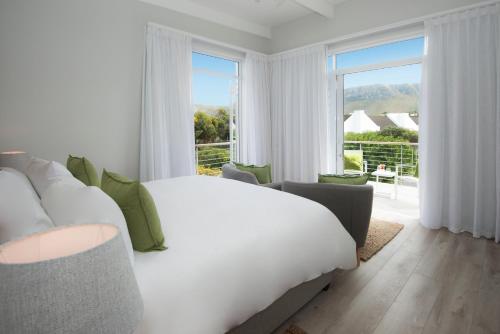 Bamboo Guest House Room Type - Twin/Double Room