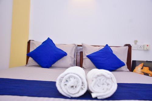 Standard Double Room image 4