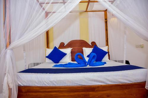 Deluxe Double Room image 4