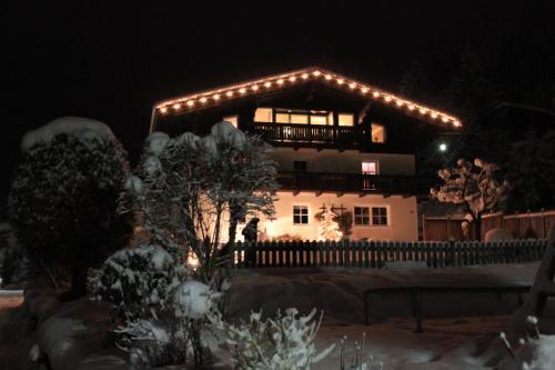  Haus Brandstätter, Ferienwohnung in Eben im Pongau