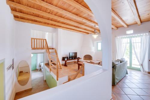 Naoussa Bay Villas 3