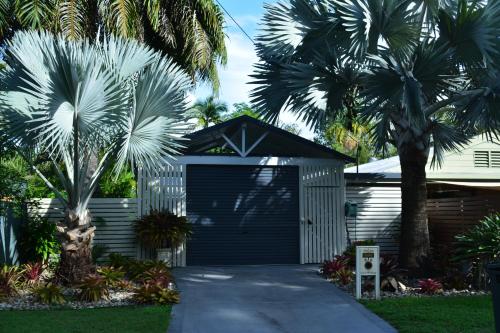 B&B Port Douglas - Oasis on Nautilus - Bed and Breakfast Port Douglas