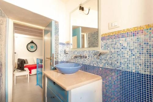 Bathroom, White Stone Flats & Studios in Ostuni