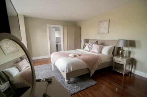 West Haven House - image 2