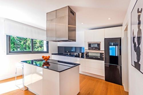 Fabulous Contemporary Villa Pool & Sea Views - main image