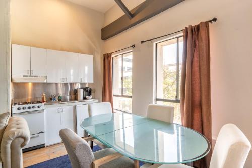 Ocean Luxury Lofts and Suites in Los Angeles (CA)