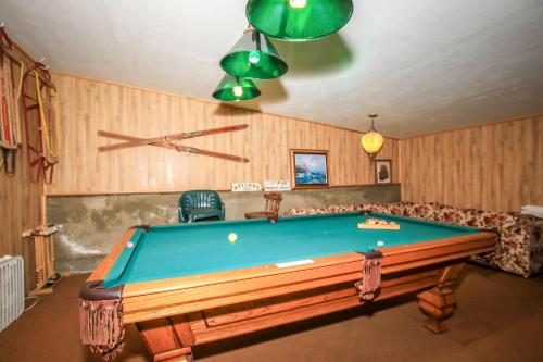 A Ski View Home
