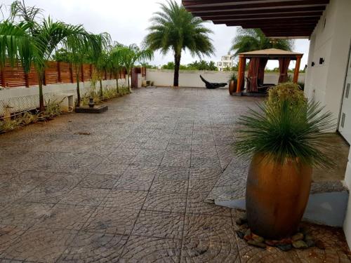 Villa with Private Pool image 5
