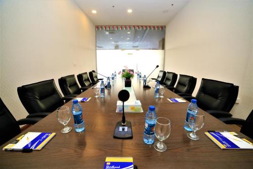 Al Dyafa Hotel Suites