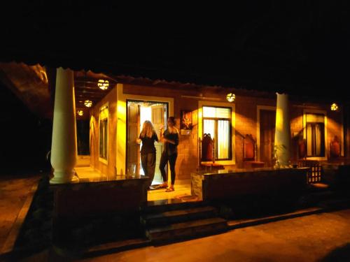 The Munroe Vibes Inn