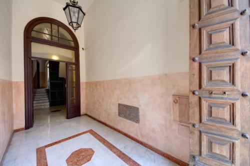 B&B Colosseo Panoramic Rooms - image 2