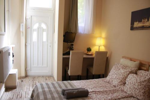 Budget apartment 3