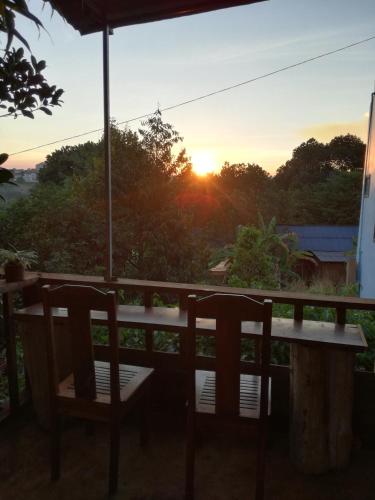 Bee Bee's Chalets in Banlung