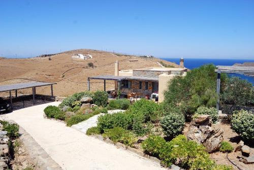 Emelia - Kea Emelia - Kea