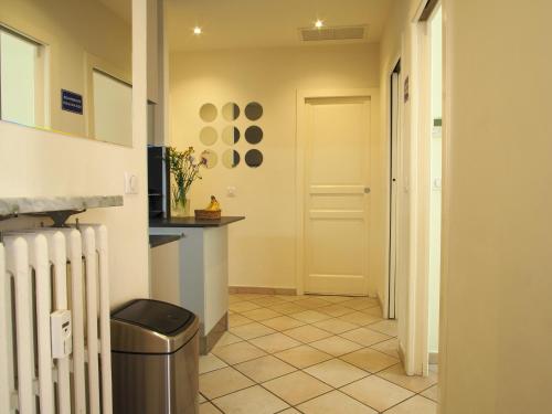 Nice Centre - Apartment with balcony and stunning sea view! - main image