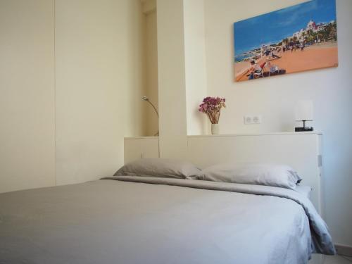 Nice Centre - Apartment with balcony and stunning sea view! - image 2