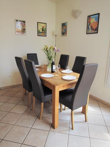 Nice Centre - Apartment with balcony and stunning sea view! - image 13