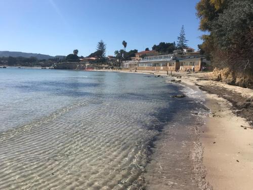 White Bay - main image