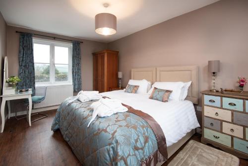 The Gate Lodge - Hot Tub 1 bedroom, log burner