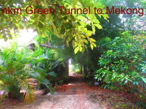 NKM Mekong homestay & family dinner ปากเซ