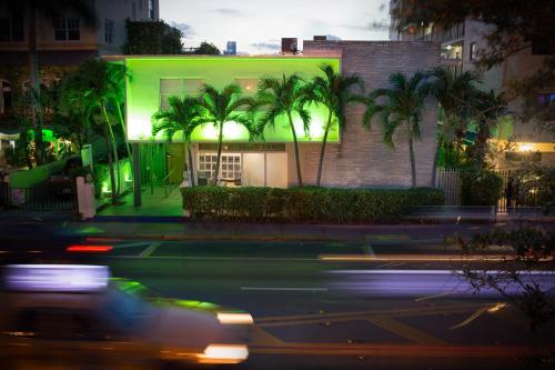 Suites on South Beach - image 8